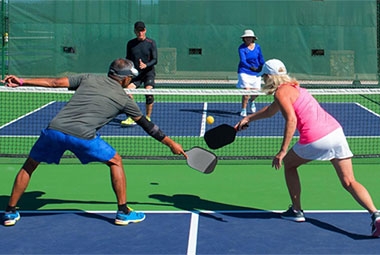 Treating Shoulder Injuries in Pickleball Players: From Therapy to Surgery